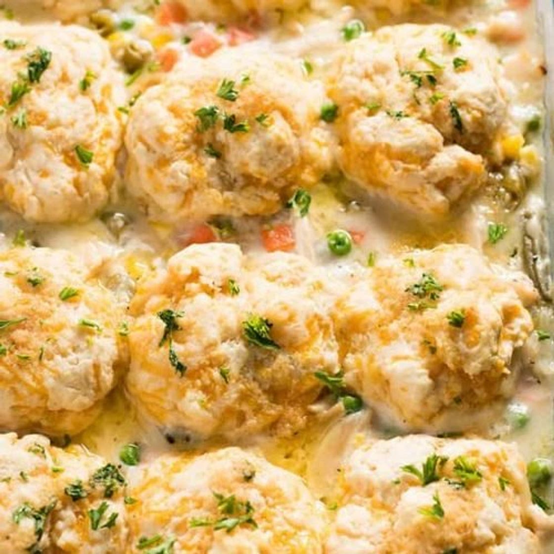 Cheddar Biscuit Chicken Pot Pie Casserole