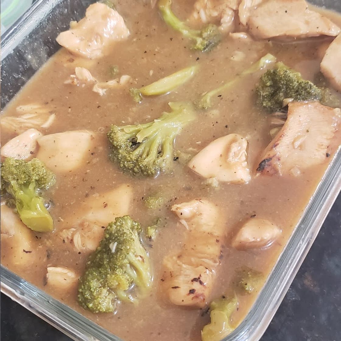 Chicken and Broccoli with Brown Sauce