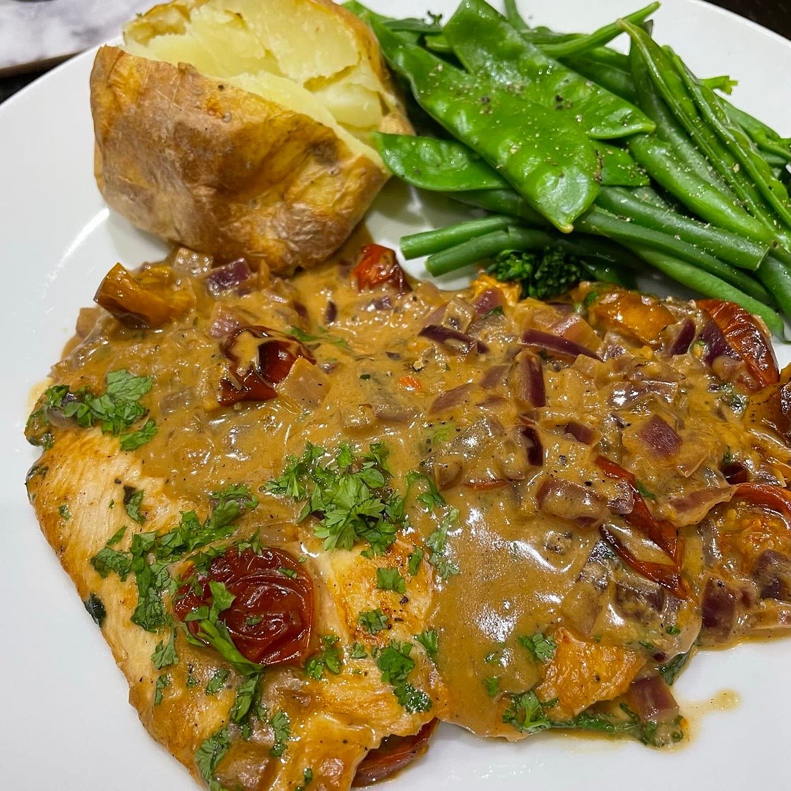 Low Syn Chicken in Sun-dried Tomato Creamy Sauce | Slimming World
