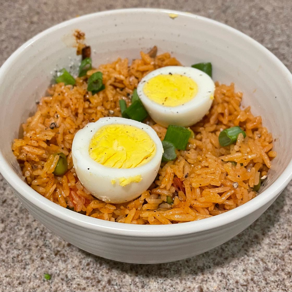 Dami-yeh Gojeh Nokhod Farangi (Tomato-Egg Rice)