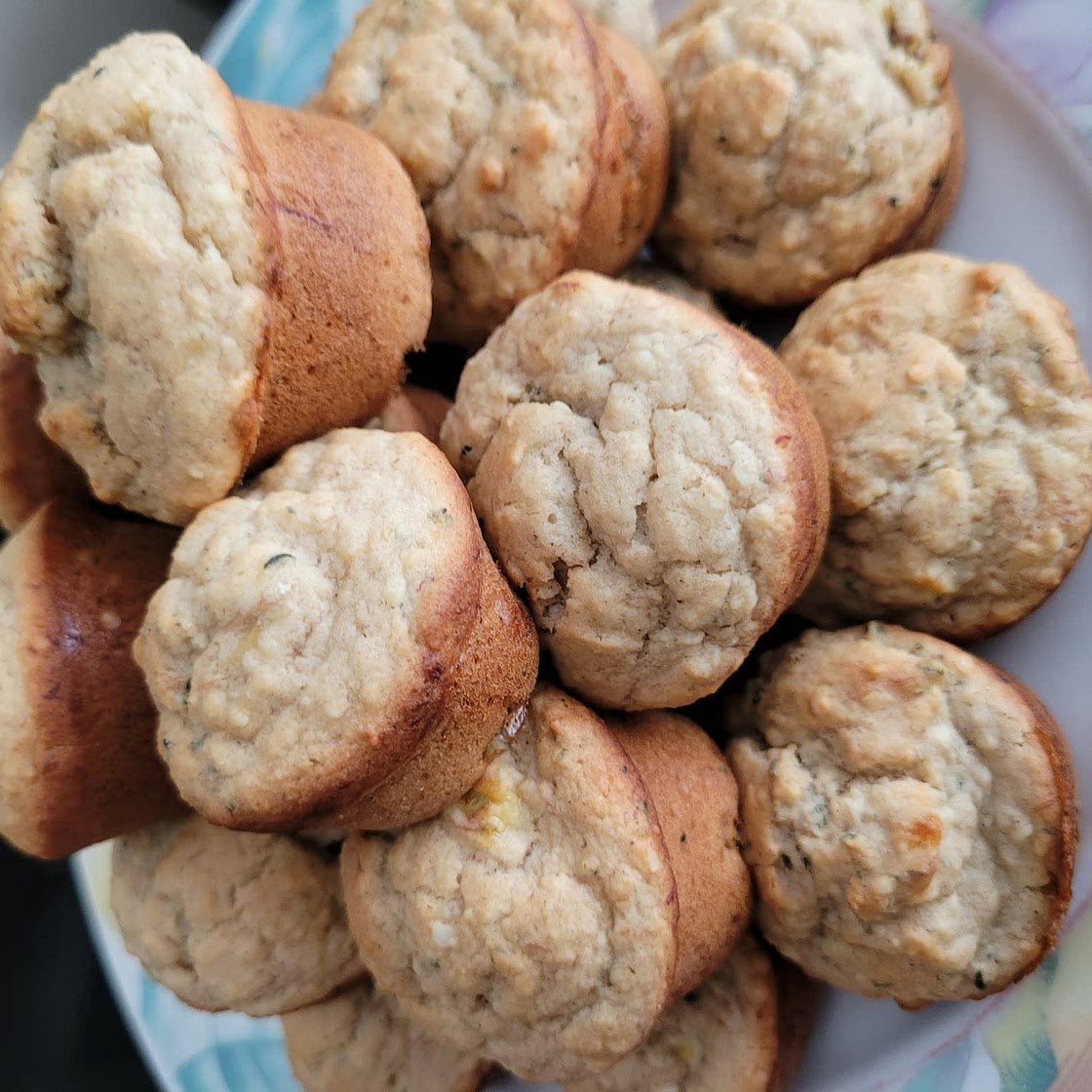 Quick & Easy Vegan Banana Muffins
