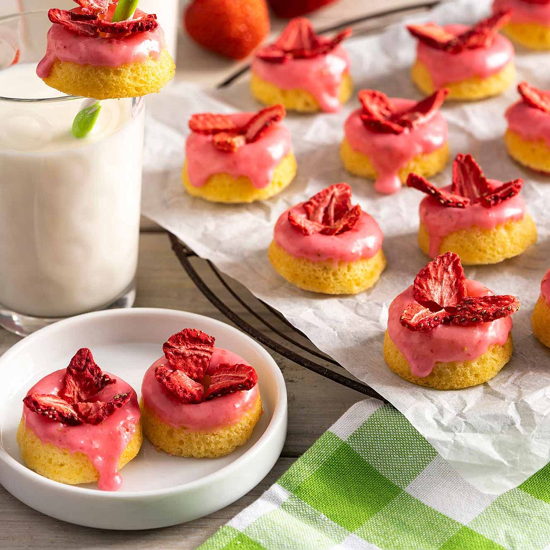 Mini Strawberry Doughnuts