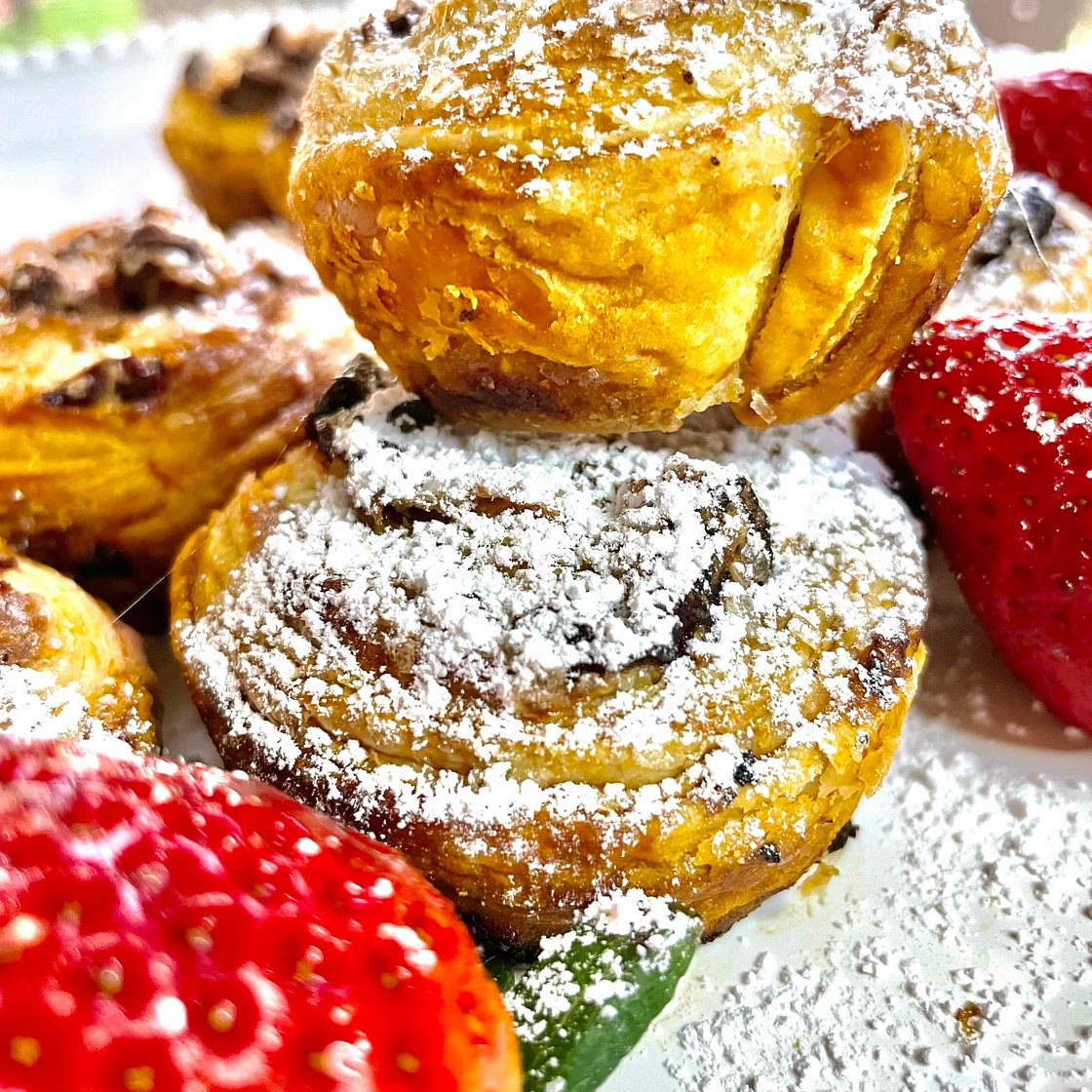 Chocolate Cranberry Cruffins 