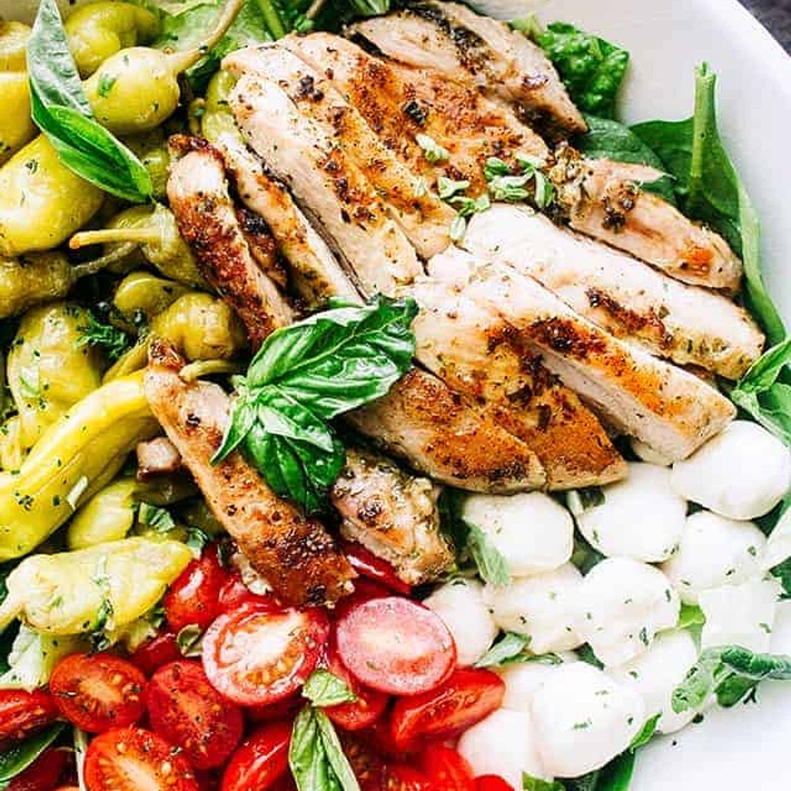Tosco’s Italian Grilled Chicken Salad