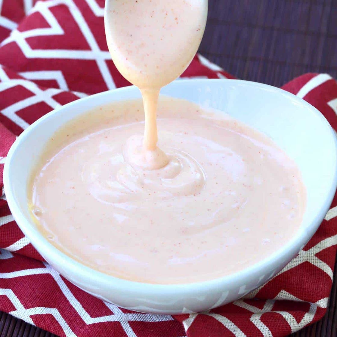Yum Yum Sauce (Japanese Steakhouse Sauce)