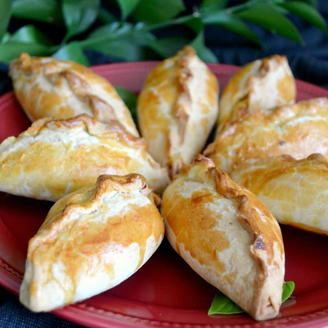 Lithuanian Meat Pies “Kibinai“ 