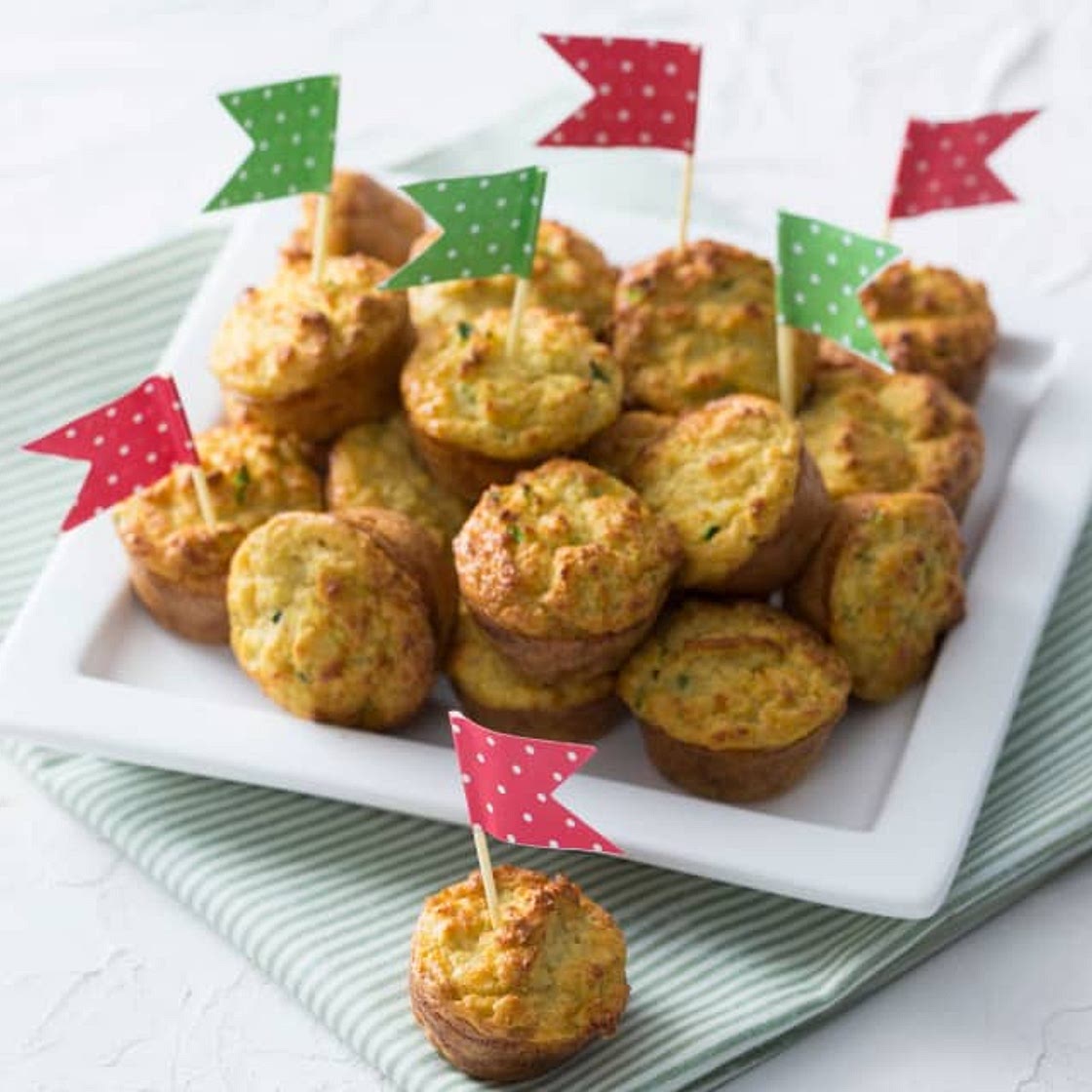 Zucchini, ham and corn bites