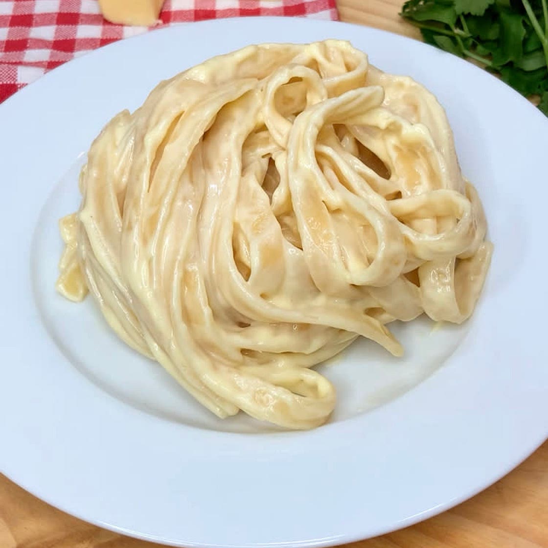 FETTUCCINE ALFREDO