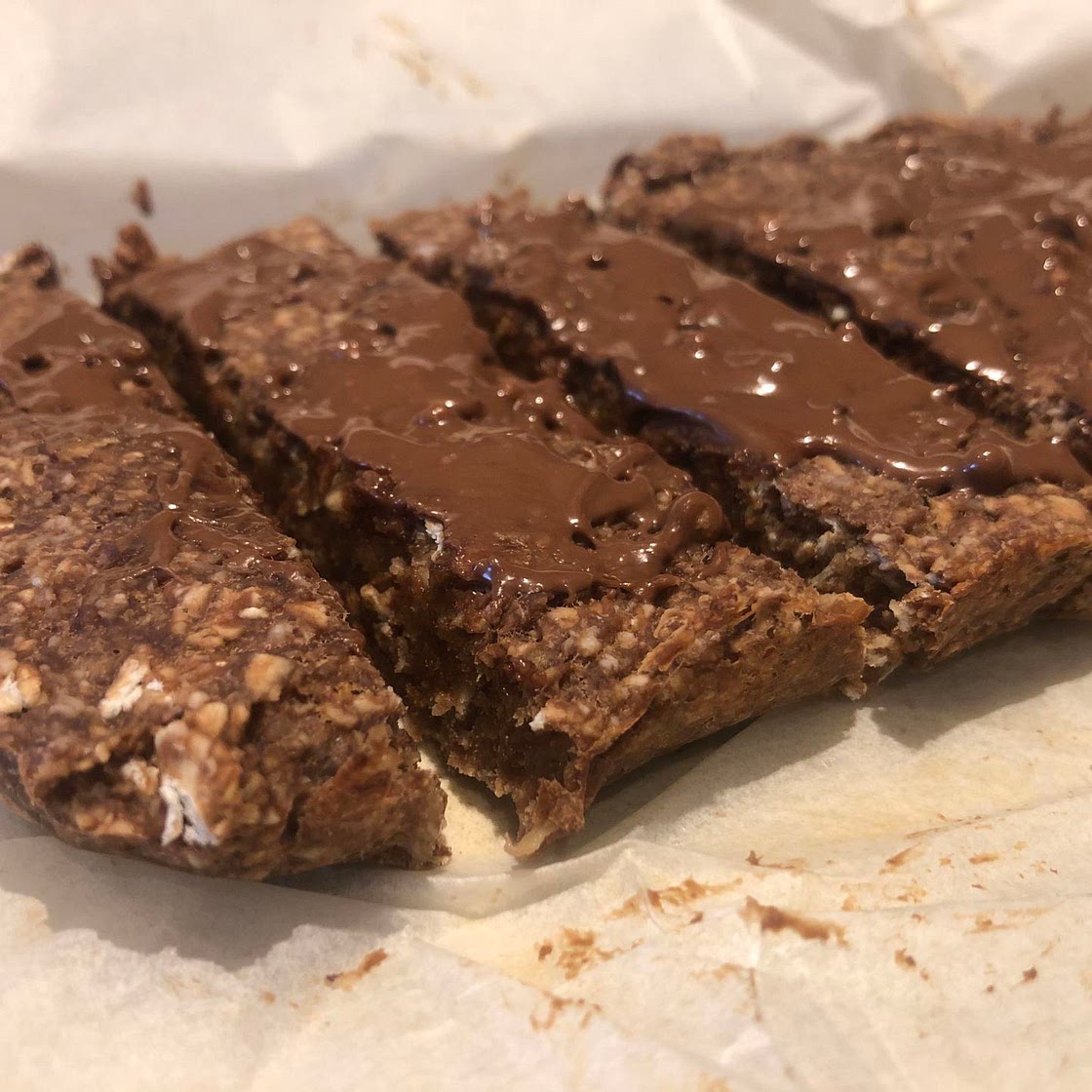 Vegan cocoa oat slices