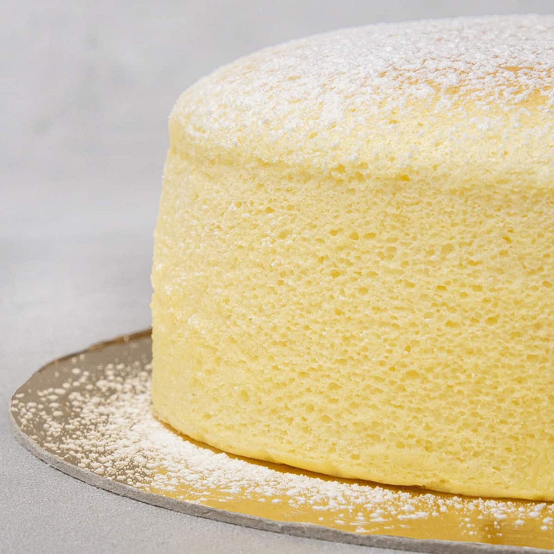 Jiggly Japanese cheesecake