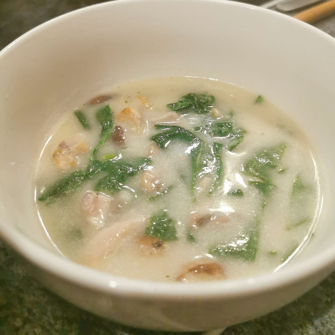 Creamy Chicken Spinach Soup Recipe