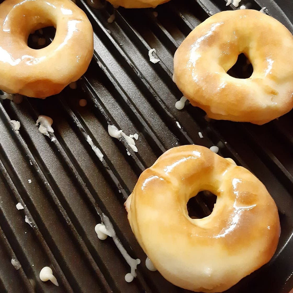 Air Fryer Donuts