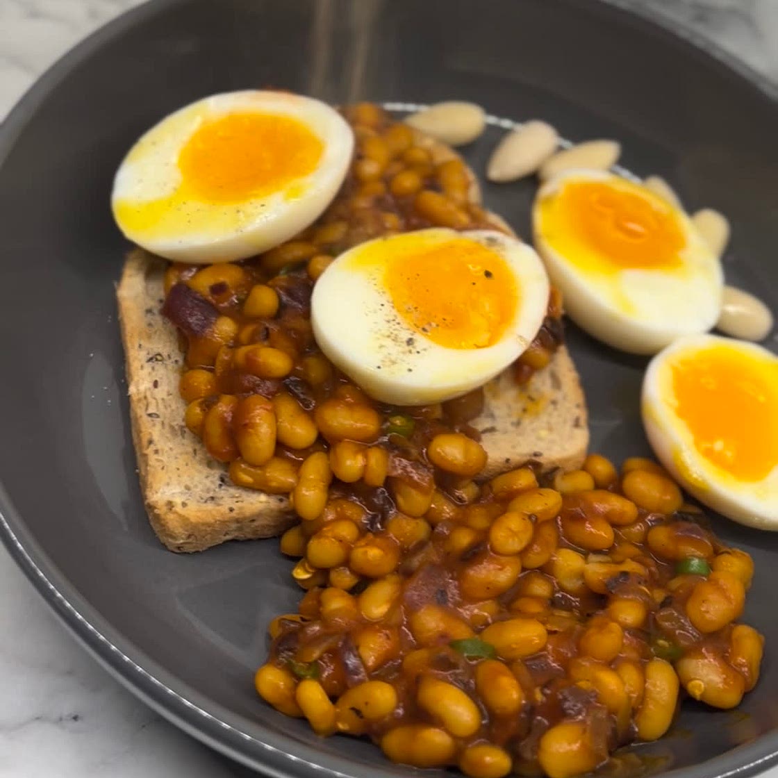 Masala beans on toast