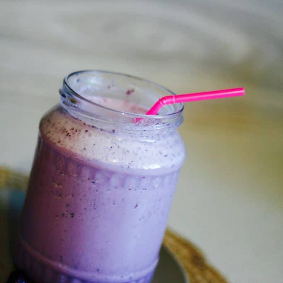 Blueberry Almond Milk Smoothie