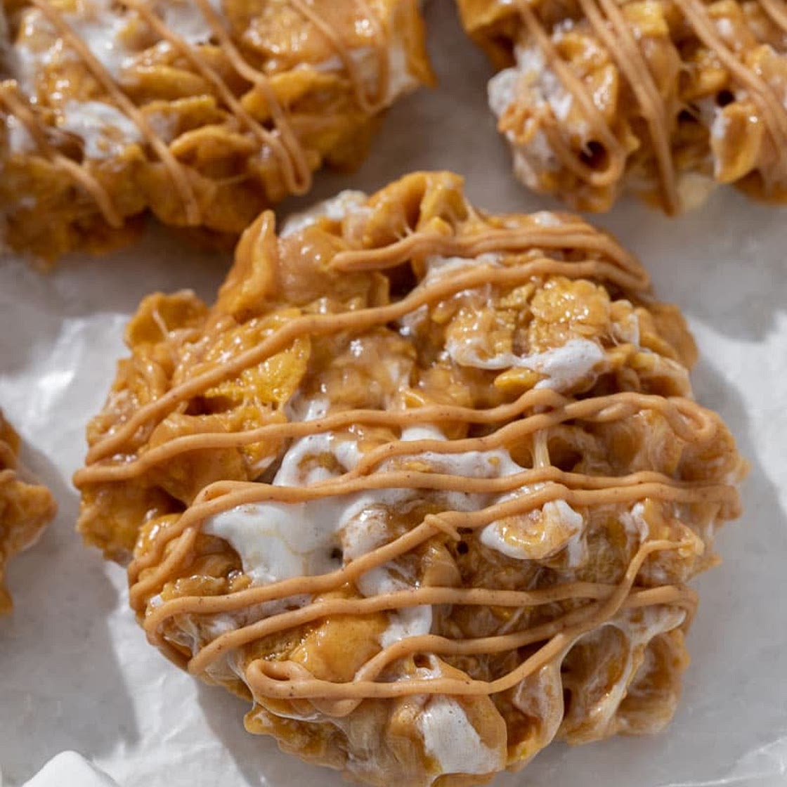 Crumbl 🙀 PB- Cornflake cookies w/ marshmallows (No Bake)