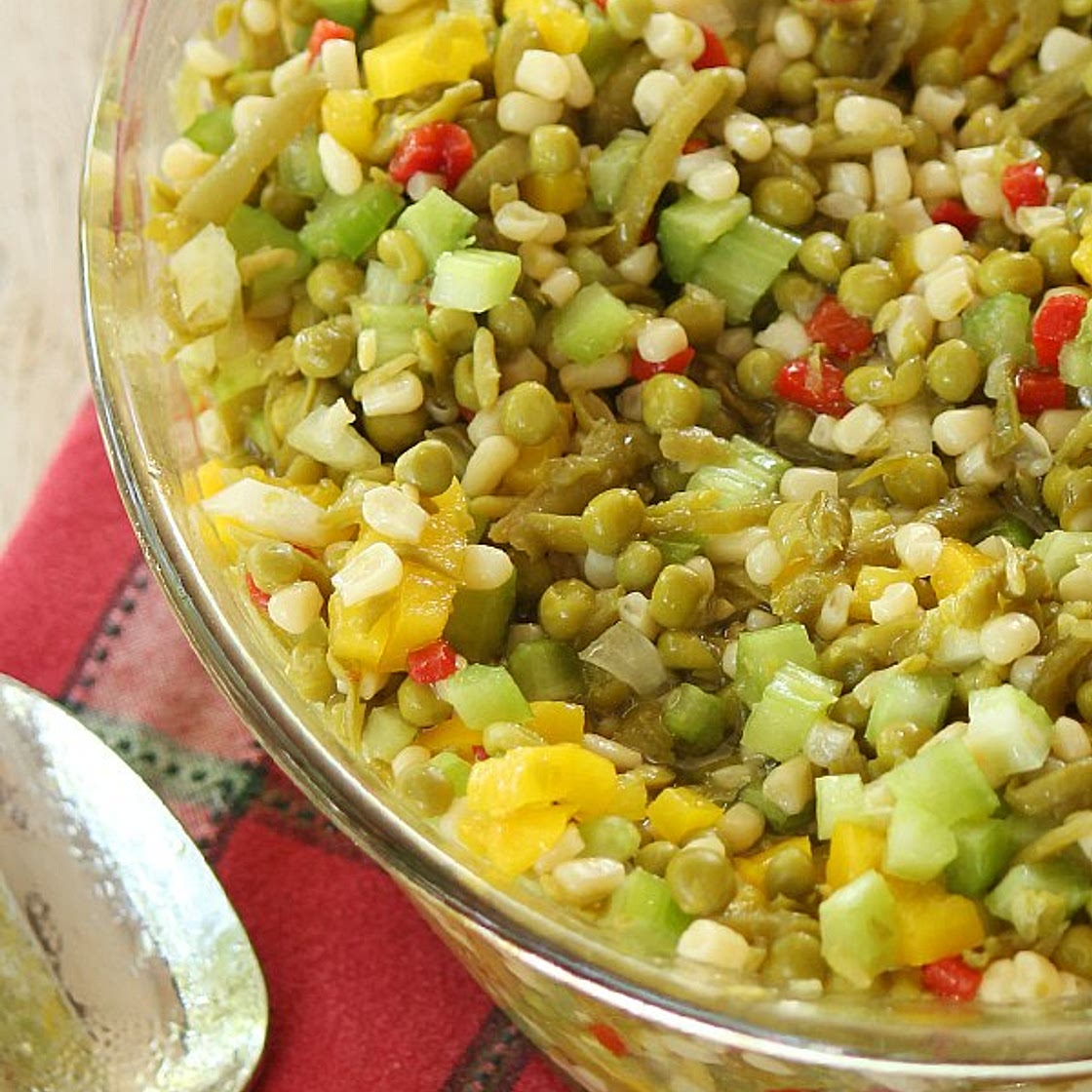 Marinated Vegetable Salad - Mom Endeavors