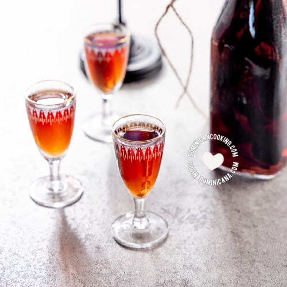 [Recipe + Video] Mamajuana (Dominican Drink with Spices)