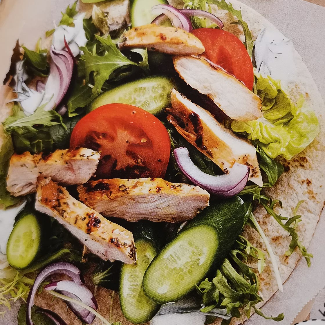 28 Day: Chicken Wraps with Tzatziki