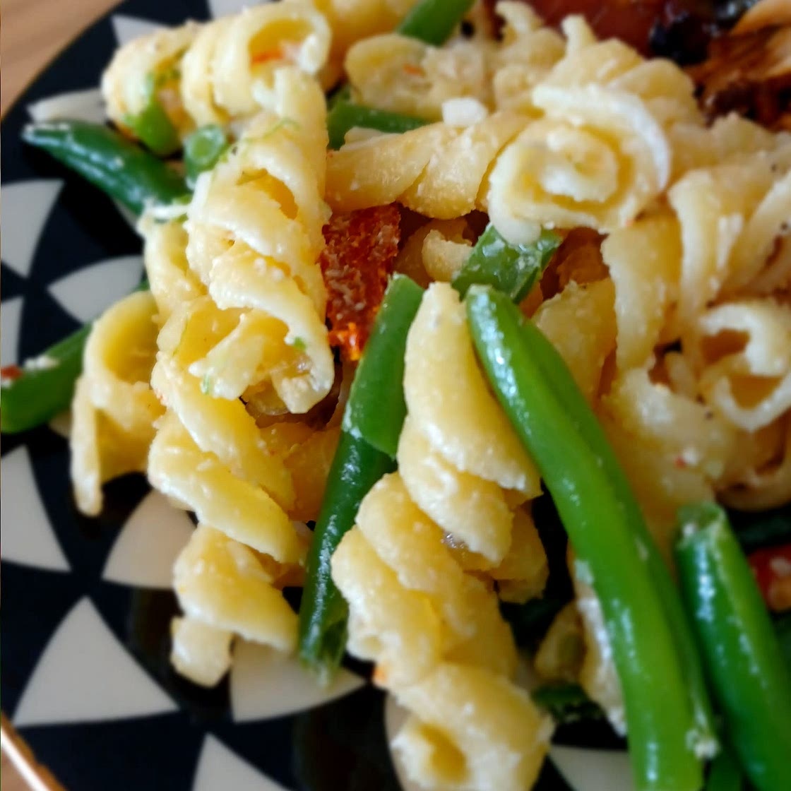 Creamy Goat Cheese Pasta