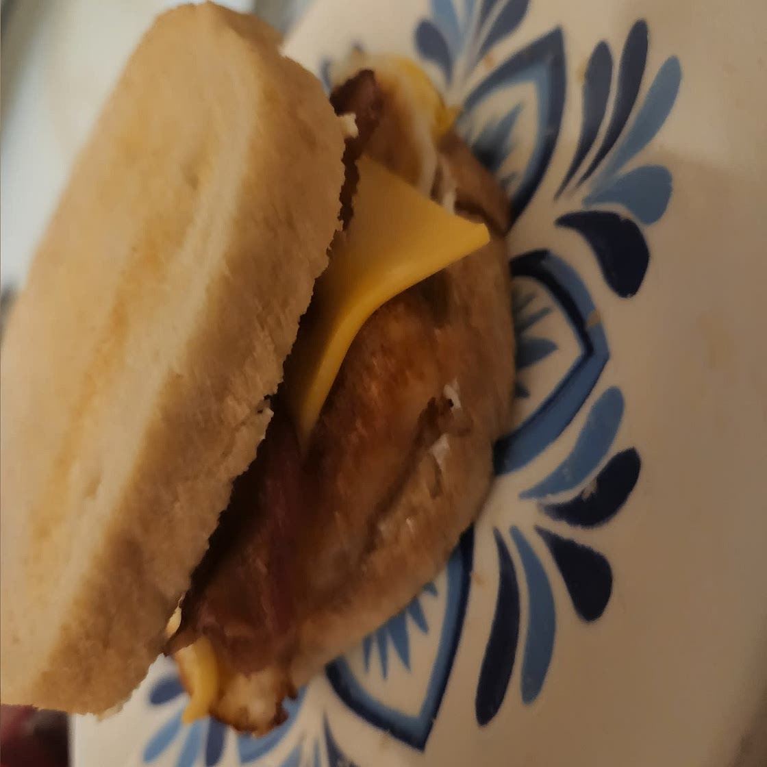Breakfast sandwich