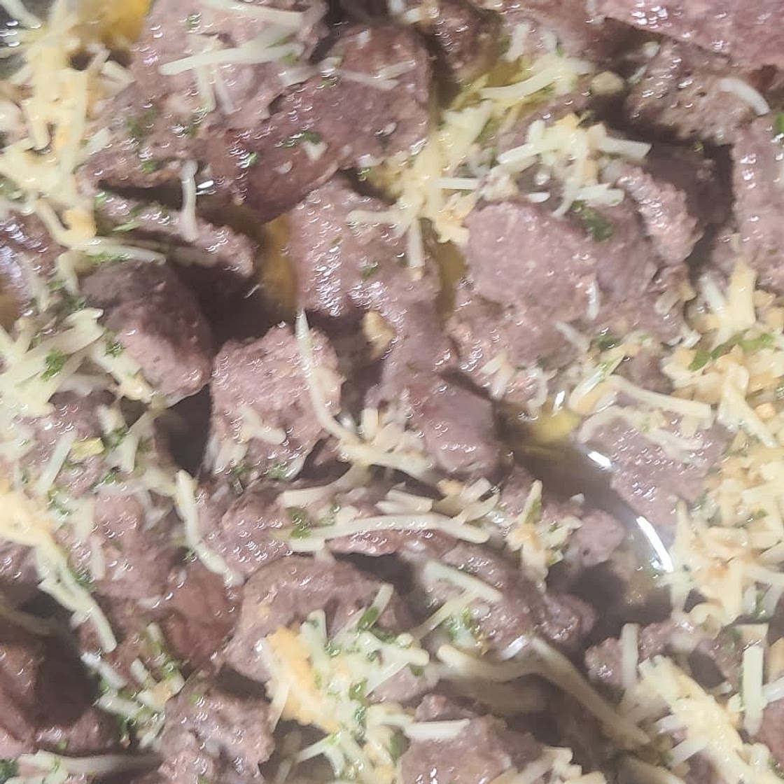 Air Fryer Garlic Parmesan Steak Tips