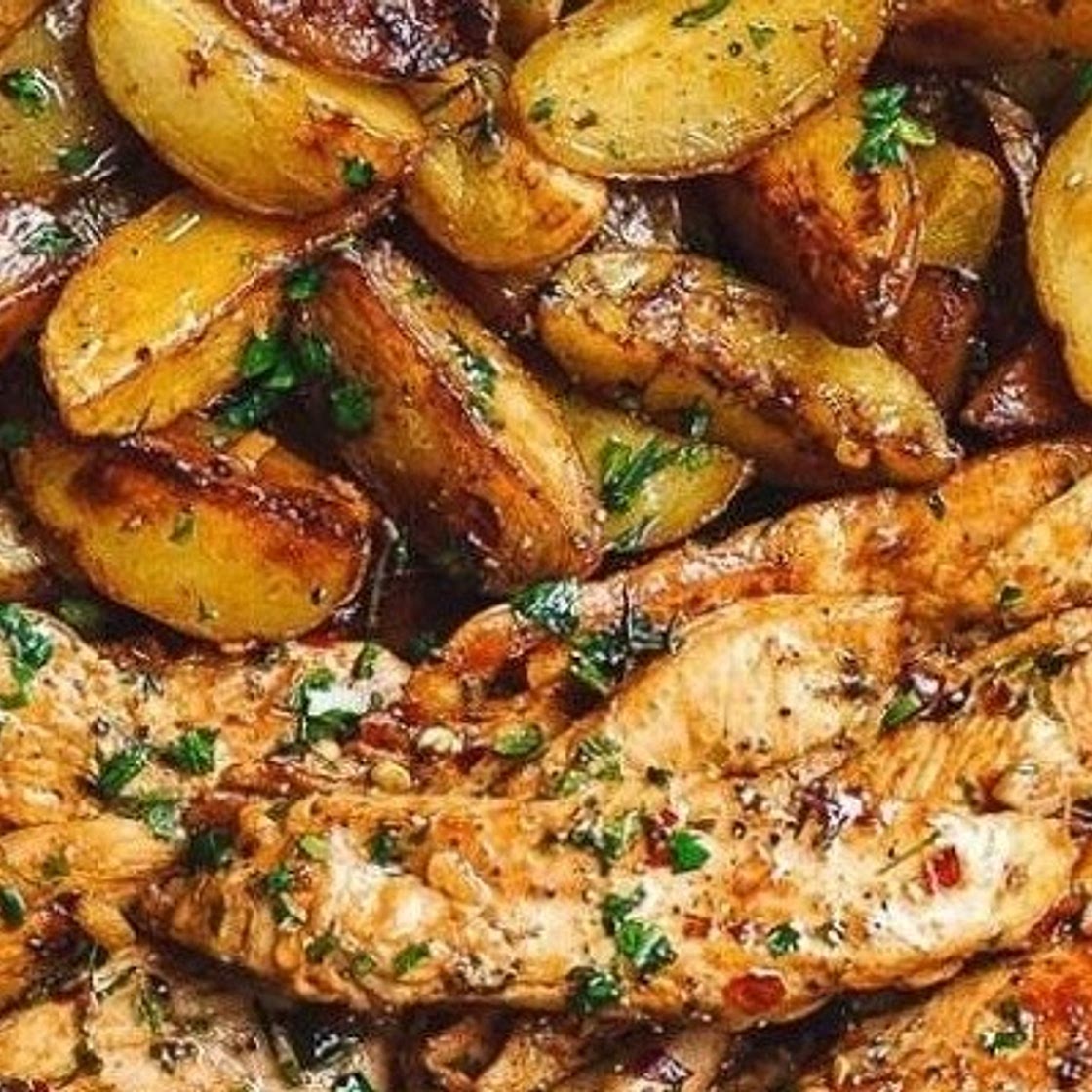 Garlic Butter Steak and Potatoes Skillet!! - whyrecipenow