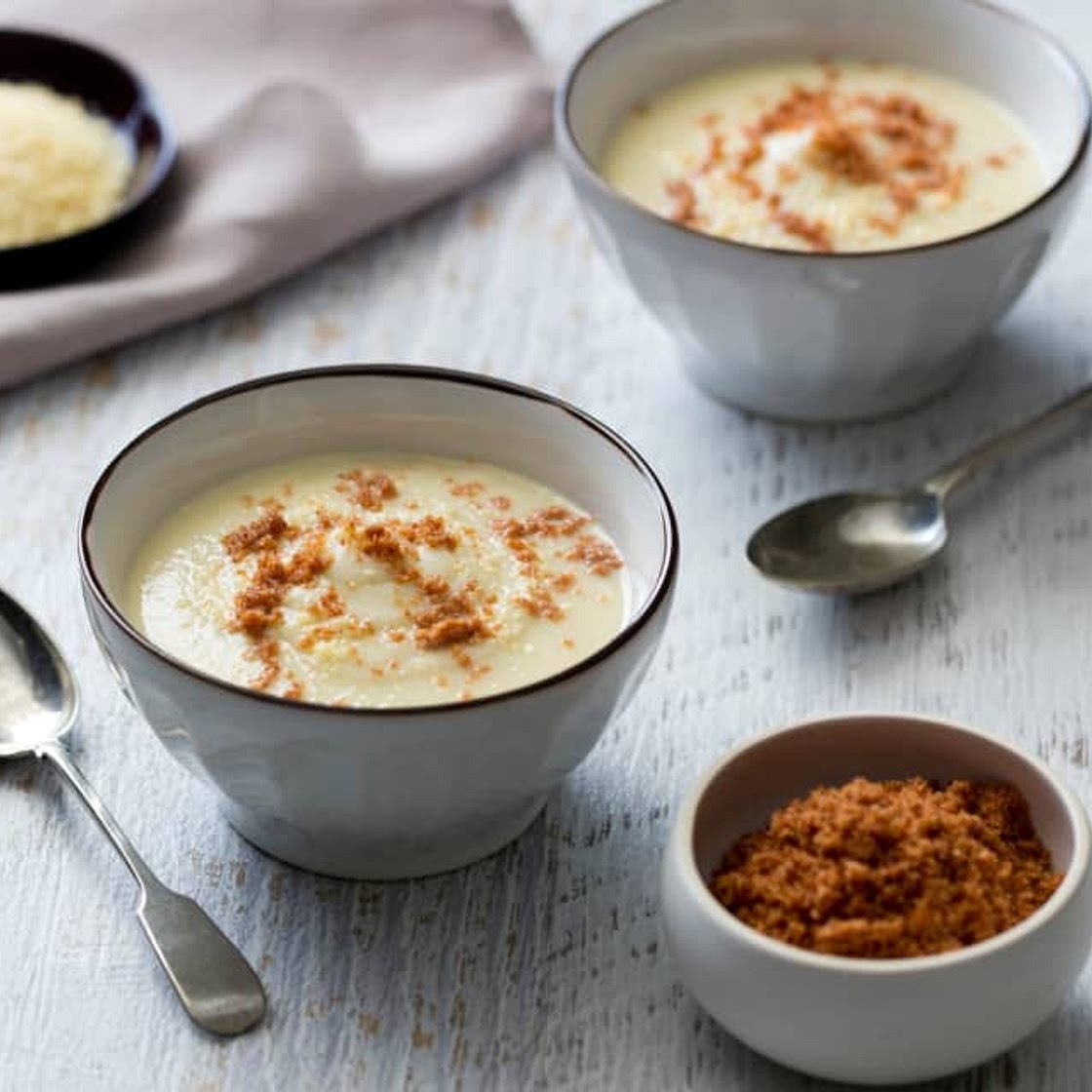 Cauliflower soup with bacon dust