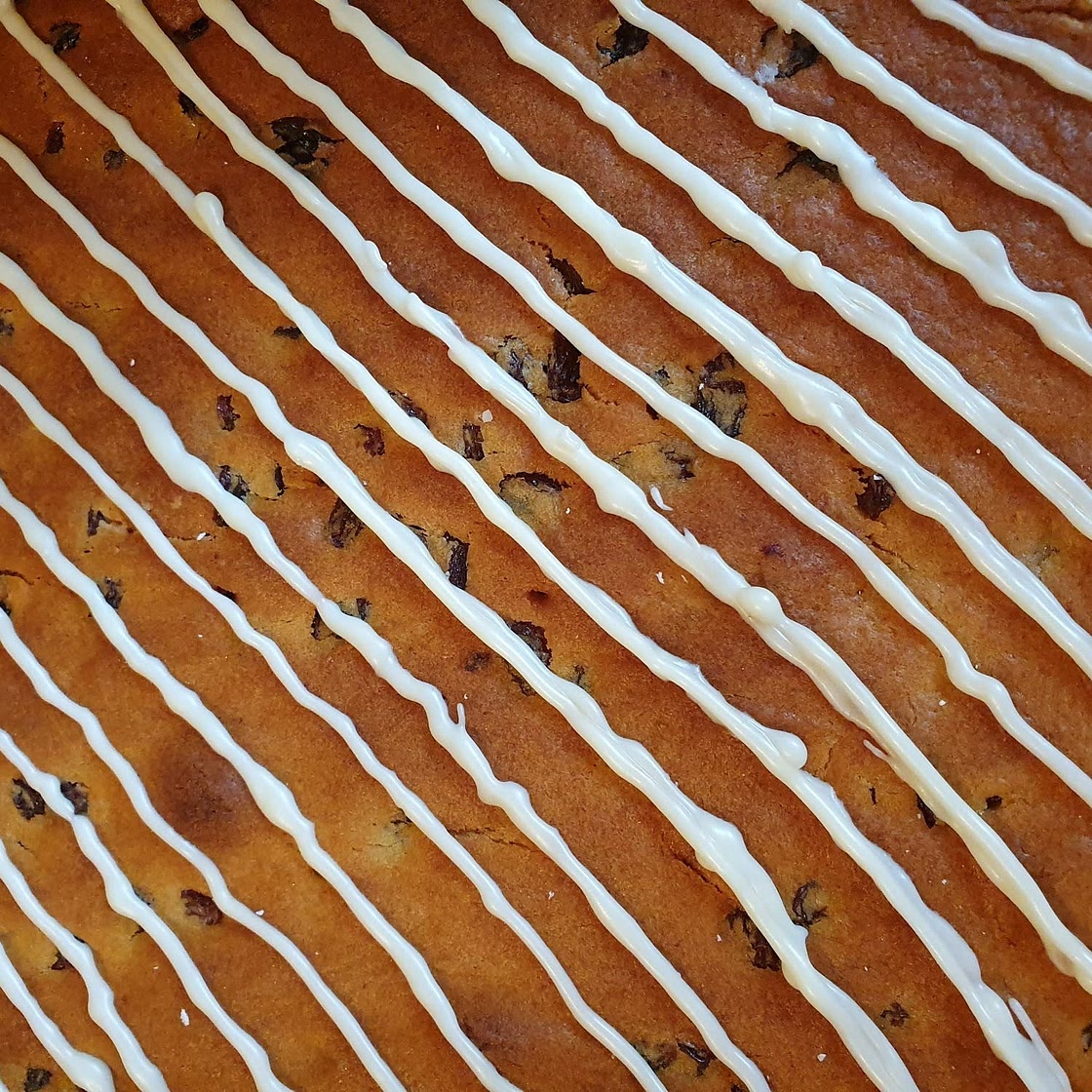 Vegan Orange & Sultana Traybake (using Crack'd Egg Replacer)