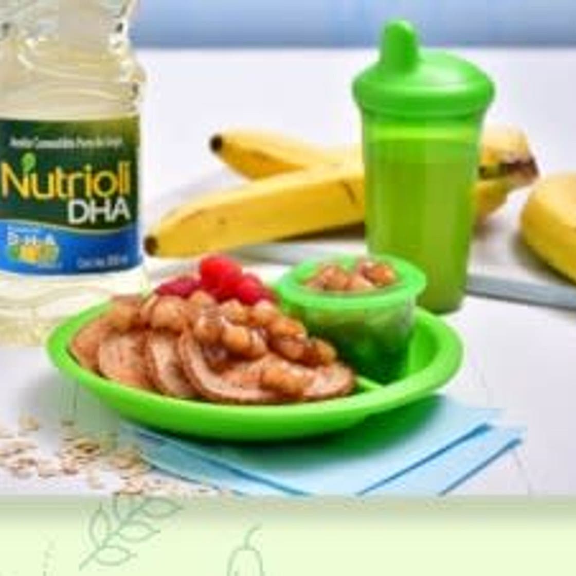 HOT CAKES DE PLATANO Y AVENA CON TOOPING DE MANZANA.