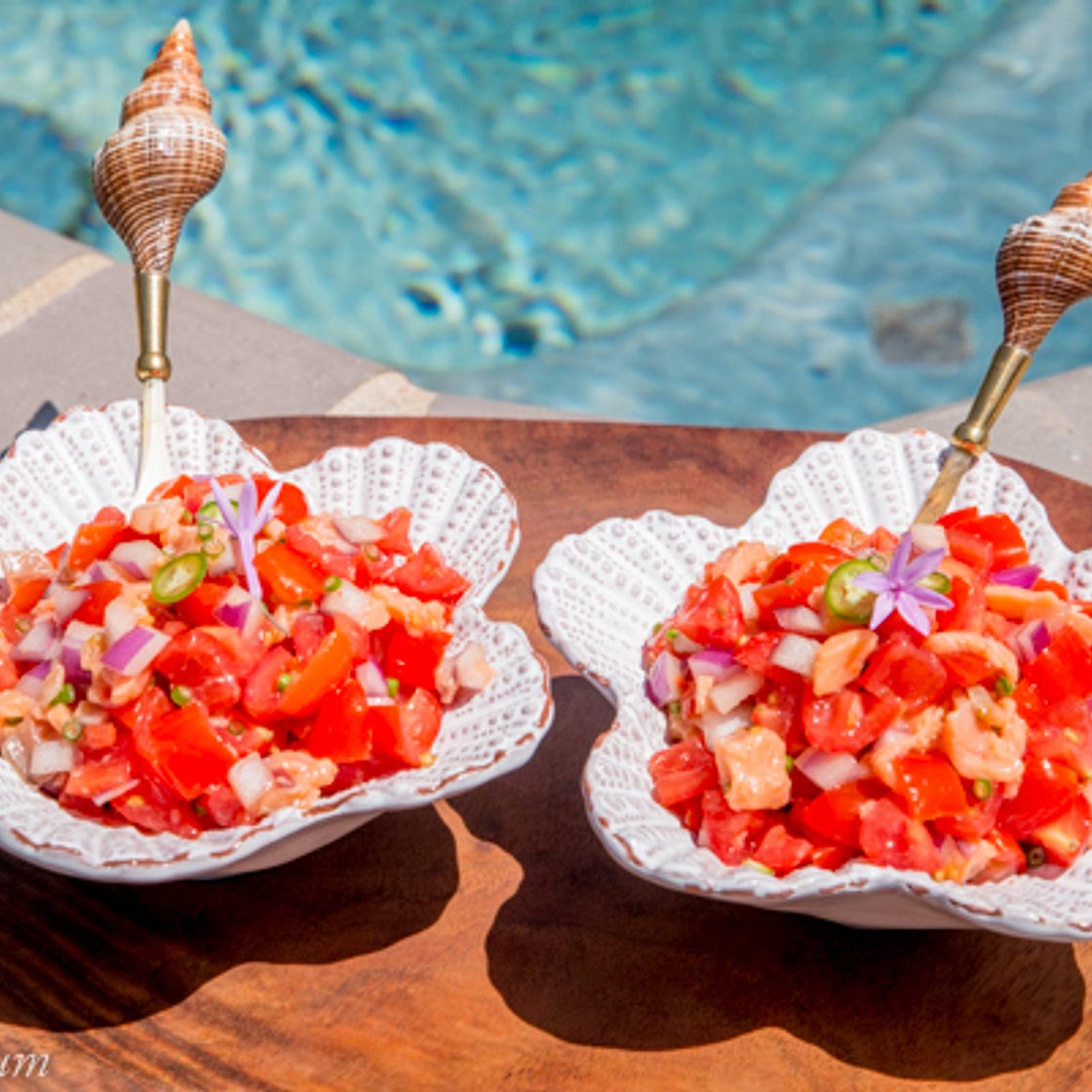 Lomi Lomi Salmon Salad