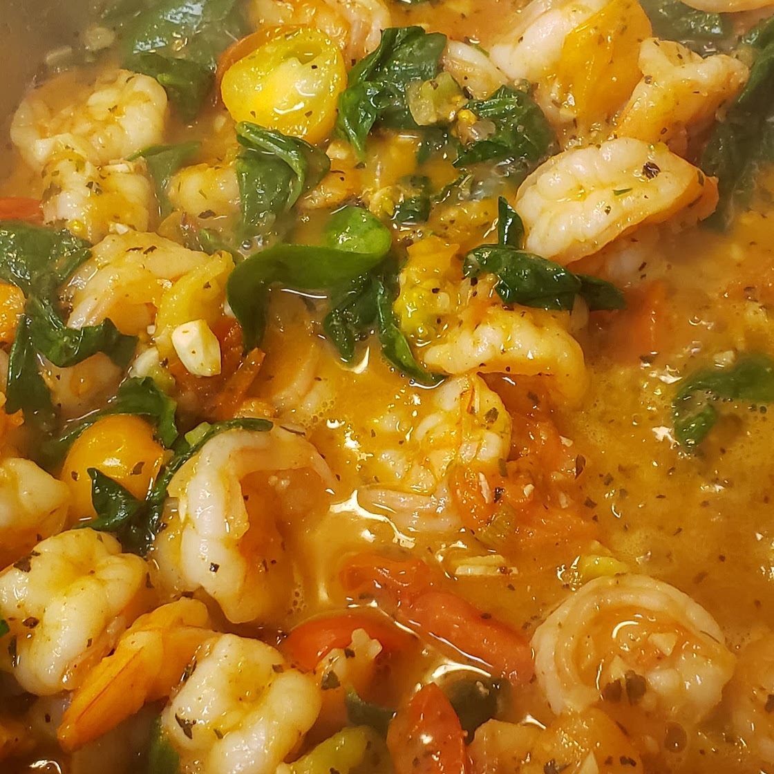 Shrimp, Spinach and Cherry Tomatoes in Garlic Butter Sauce