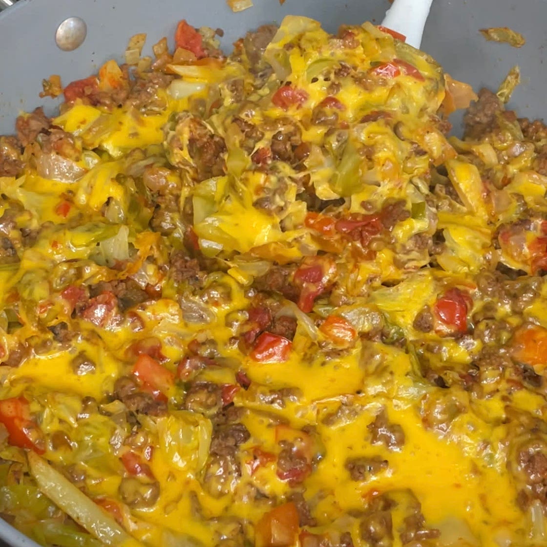 Cheesy cabbage beef skillet