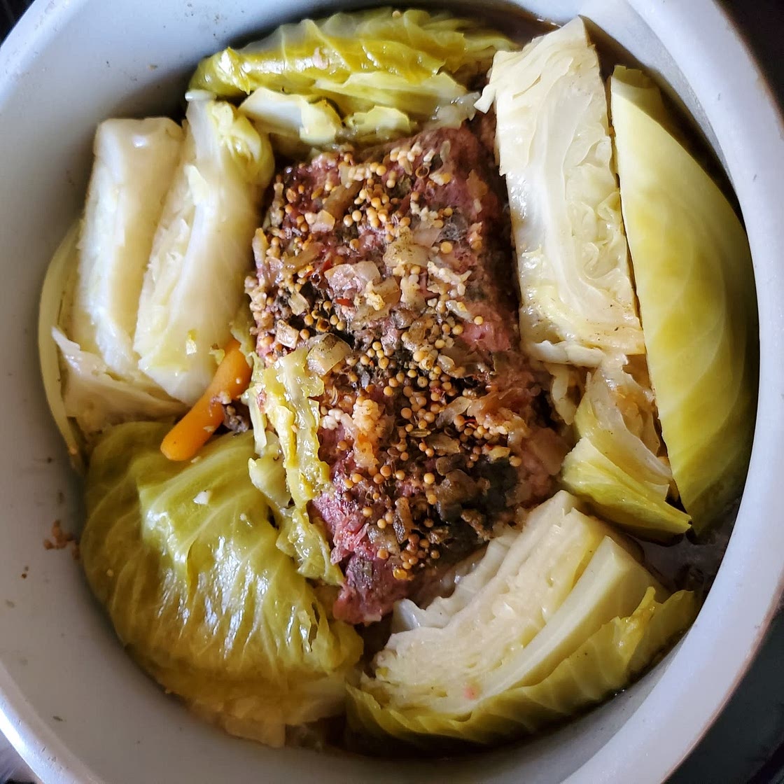 Ninja Foodi Corned Beef and Cabbage