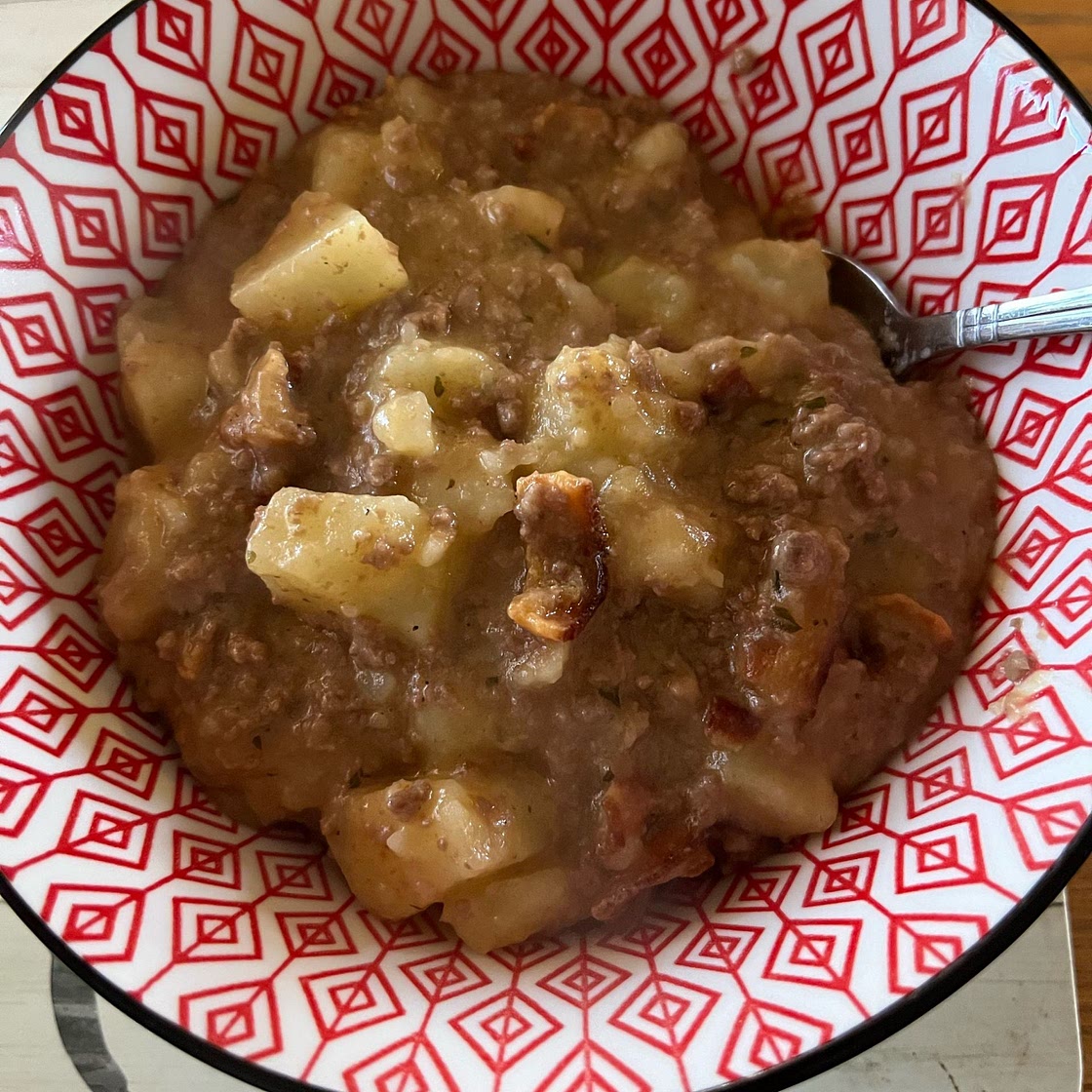 Instant Pot Beef and Cheddar Ranch Potatoes