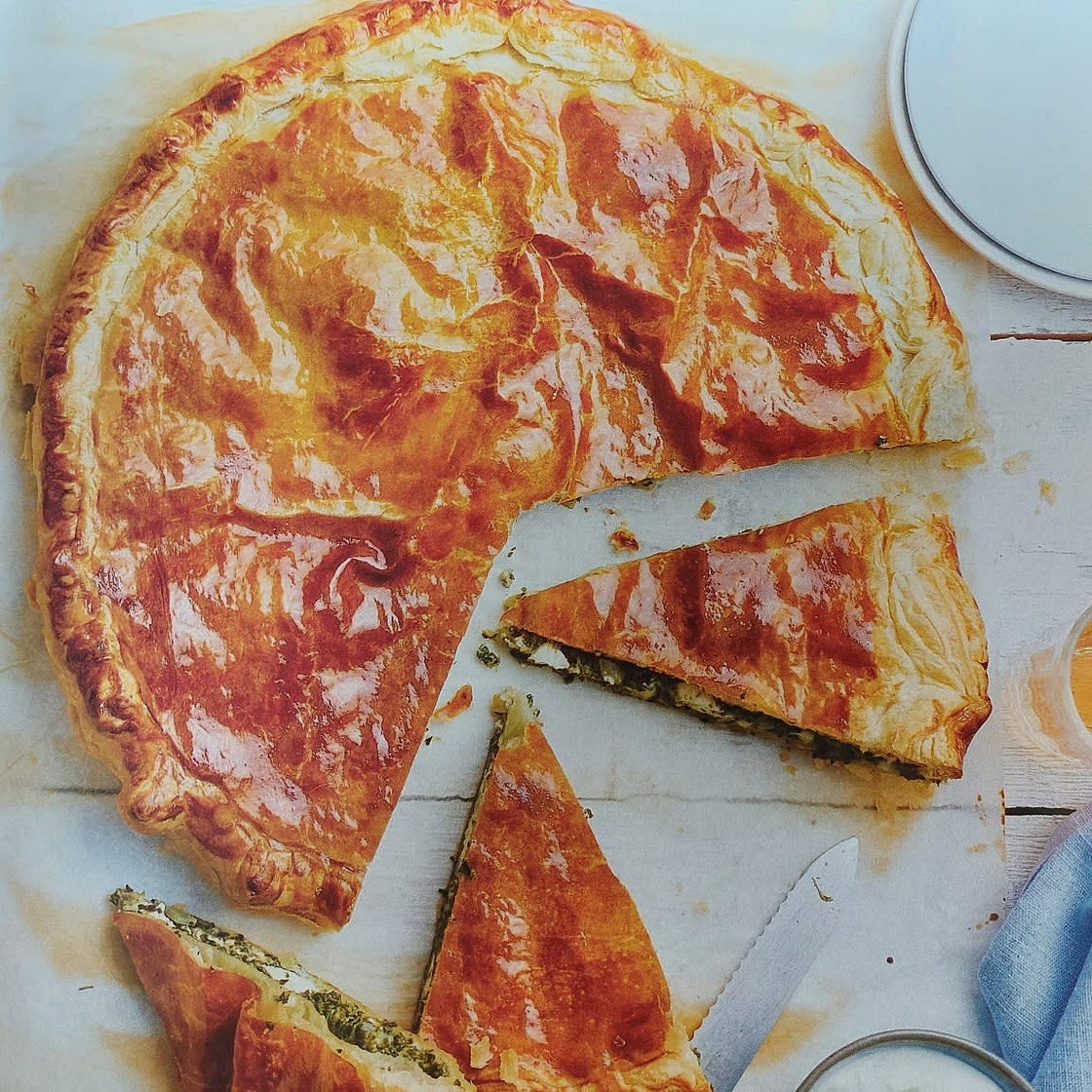Spanakopita et sauce au concombre