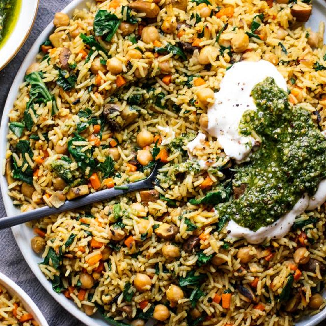 Veganes Pilaw mit Kichererbsen und Pilzen