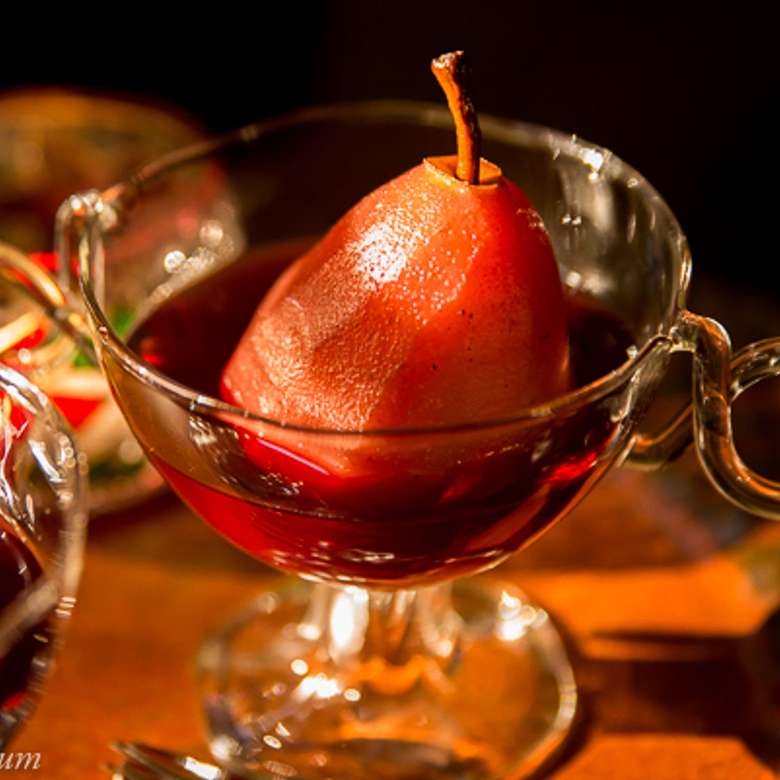 Mulled Wine with Pears