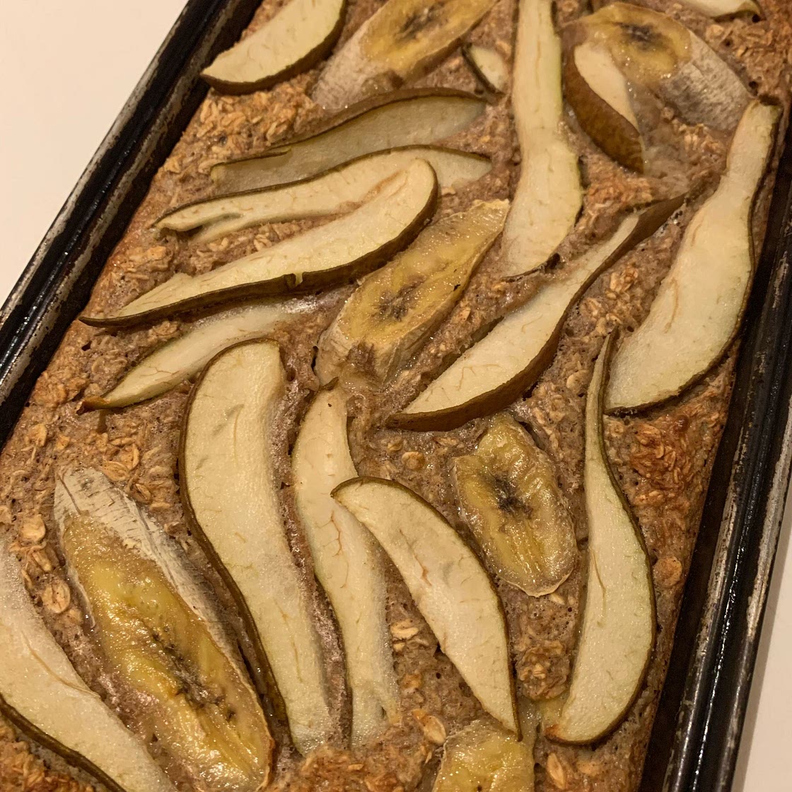 Cinnamon & Pear Baked Oats