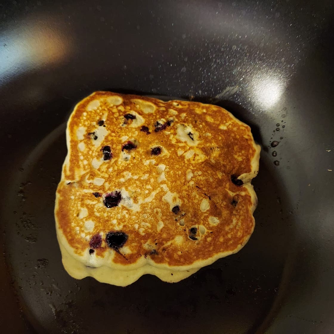 Fluffiest Blueberry Pancakes