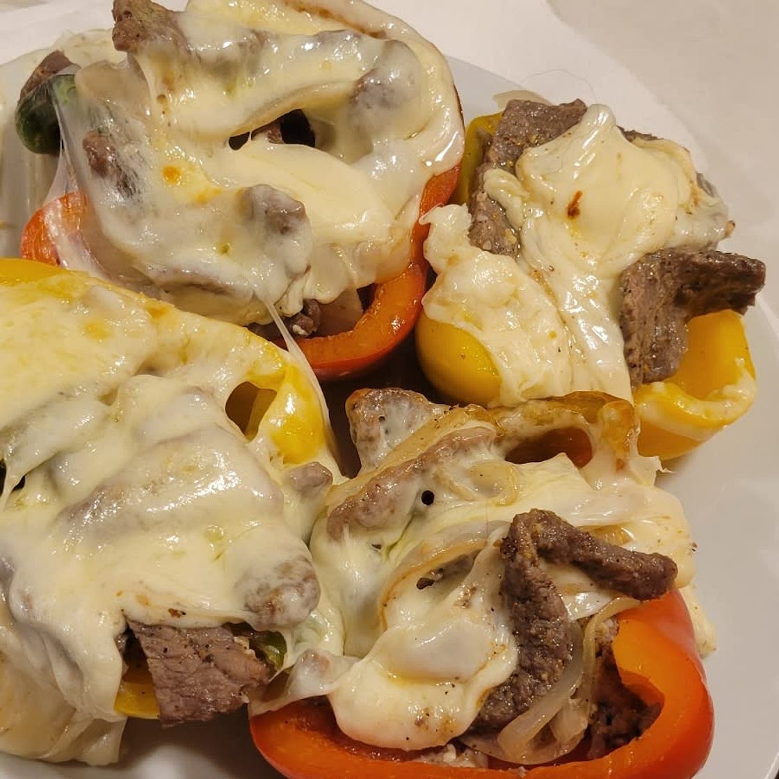 Cheesesteak-Stuffed Peppers (Keto-Friendly Recipe) | Kitchn