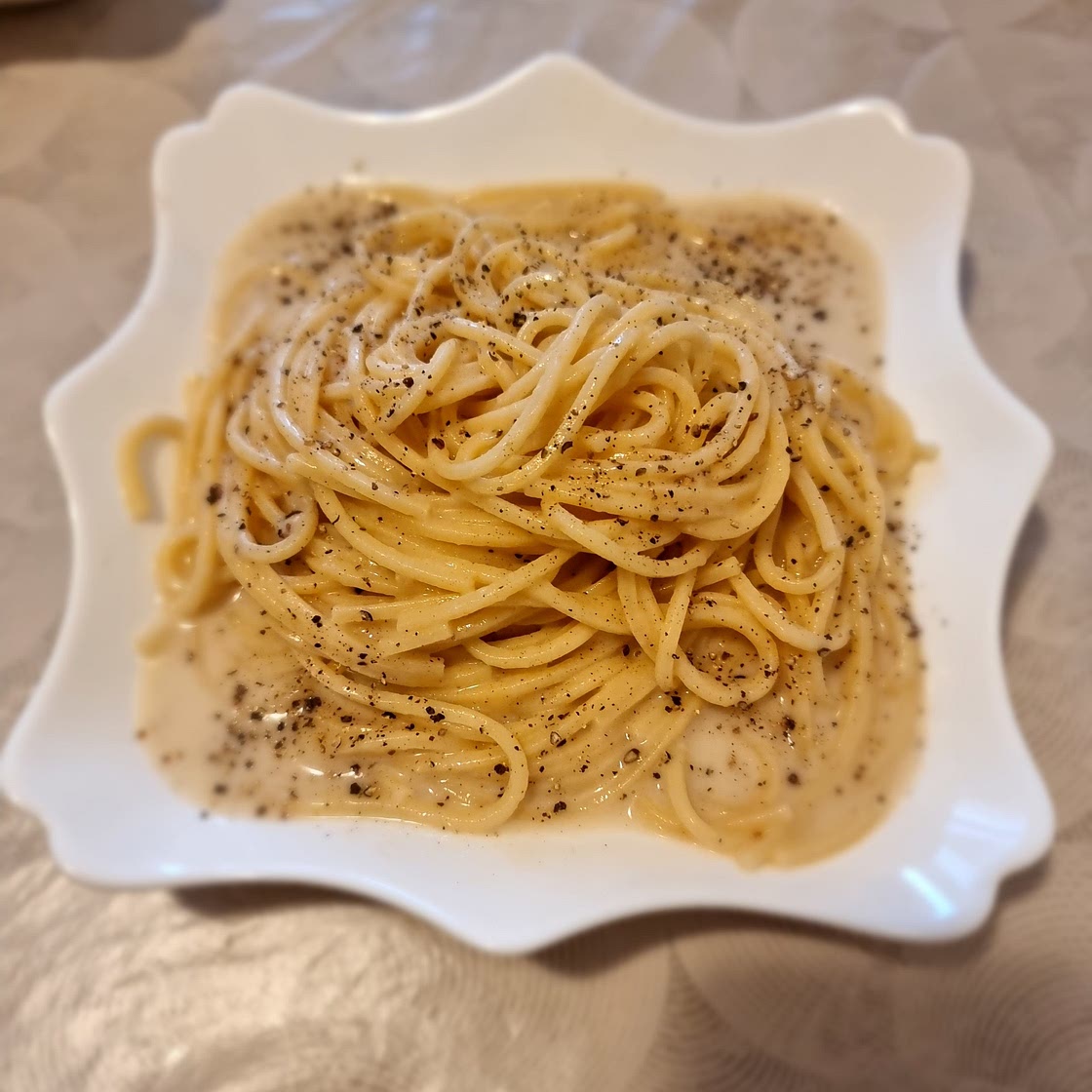 Spaghetti Cacio e Pepe by Teo