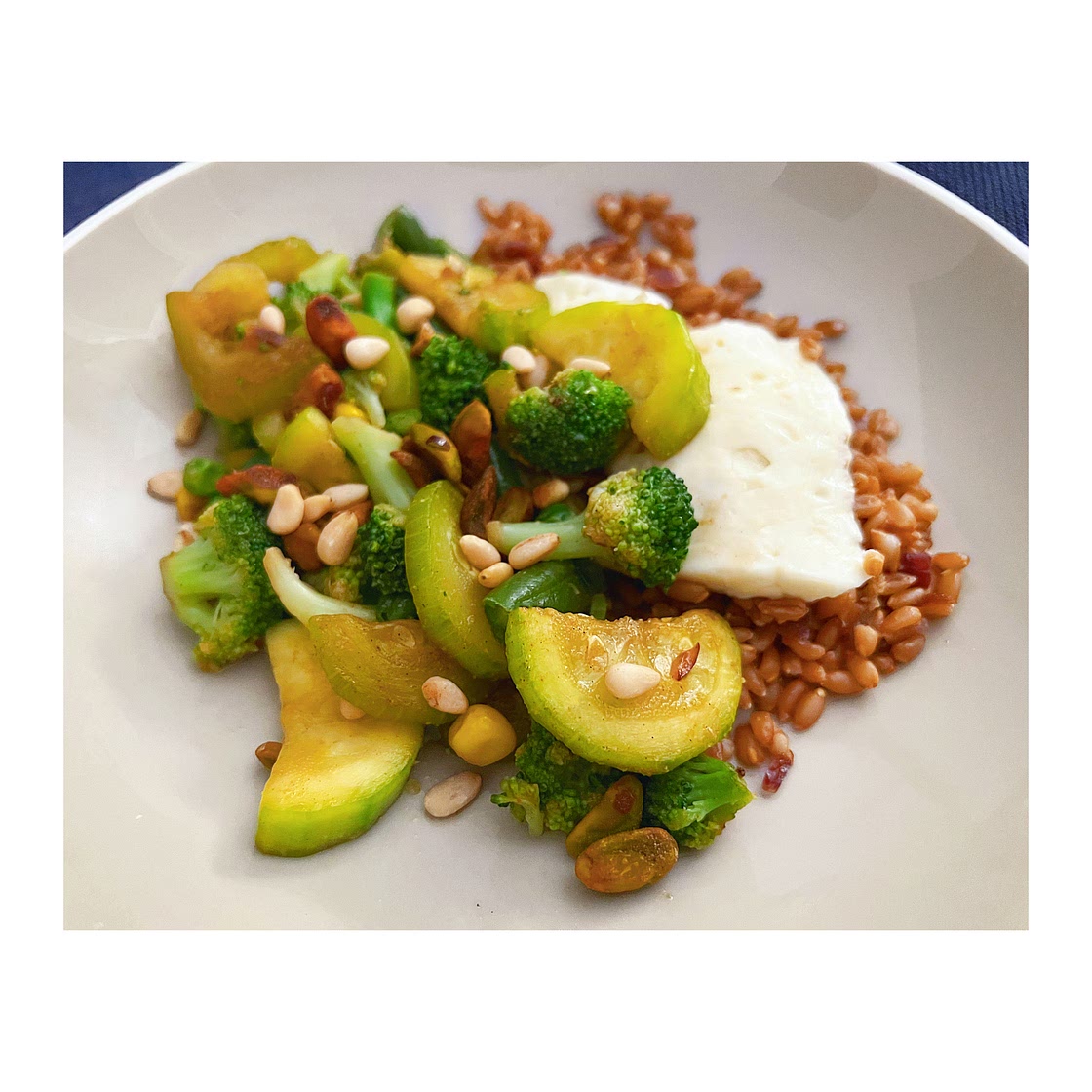 Green Farro Bowl
