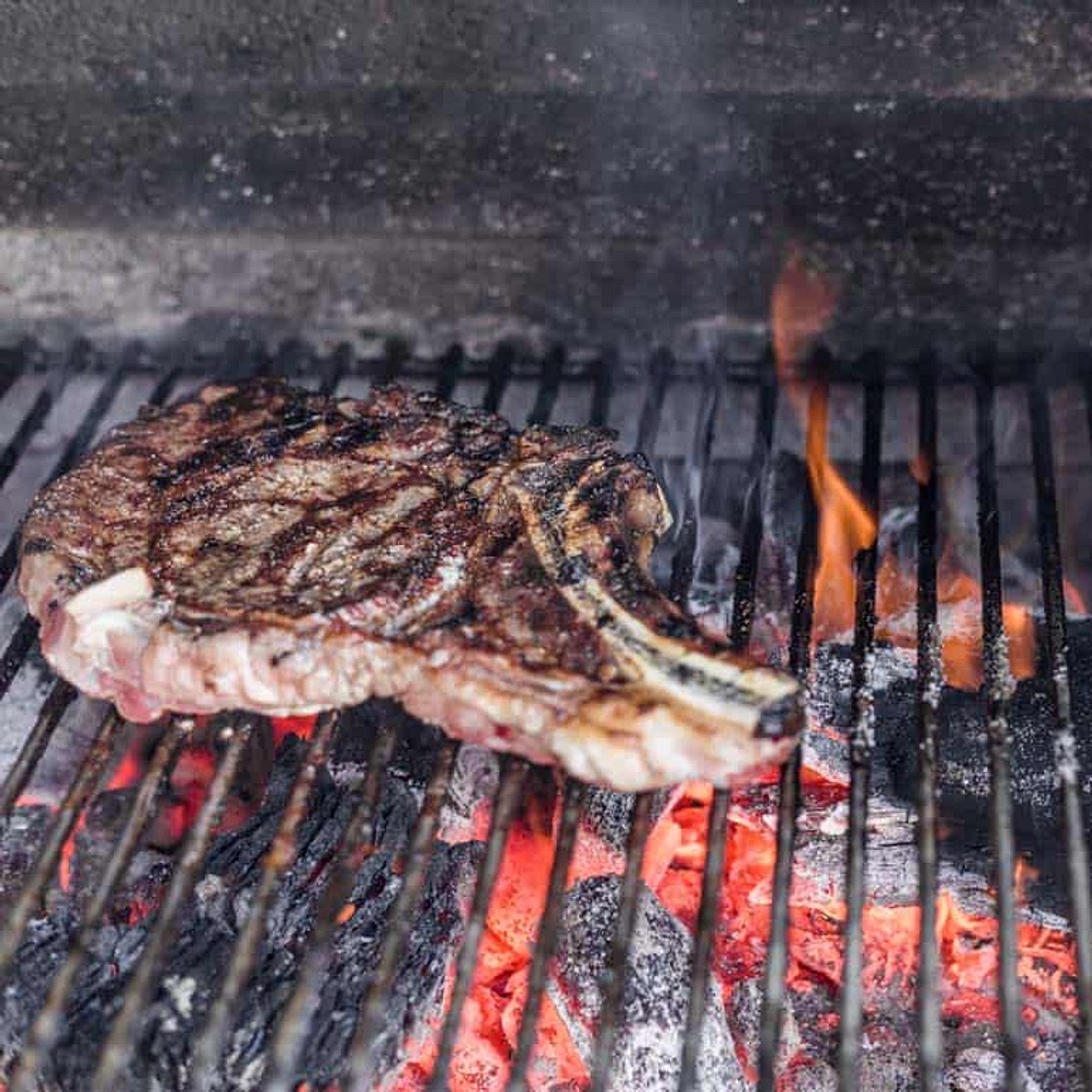 Reversed Seared Tomahawk Steak