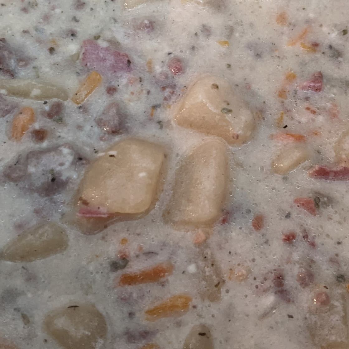 Slow Cooker Bacon Cheeseburger Soup