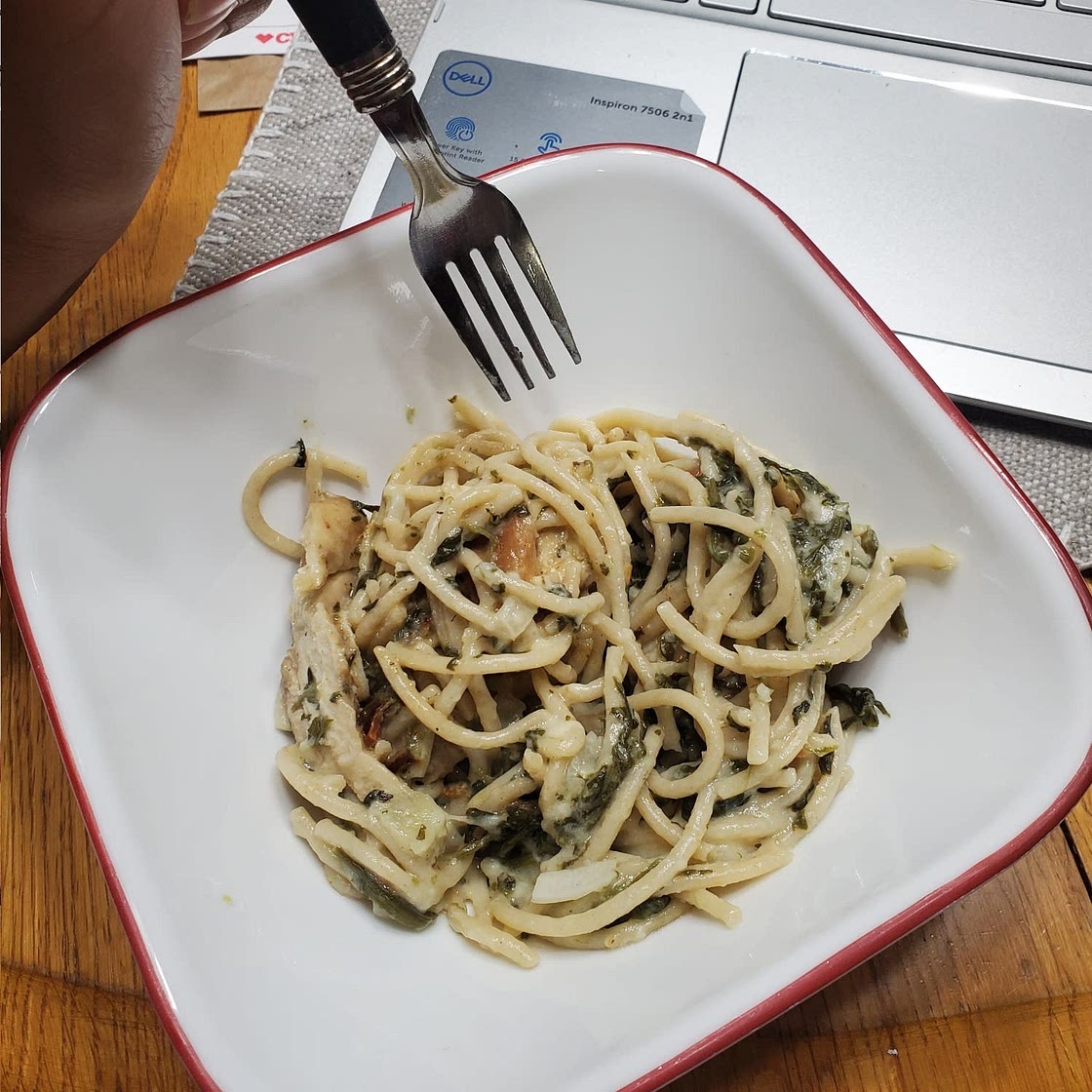 One Pot Mushroom Spinach Artichoke Pasta