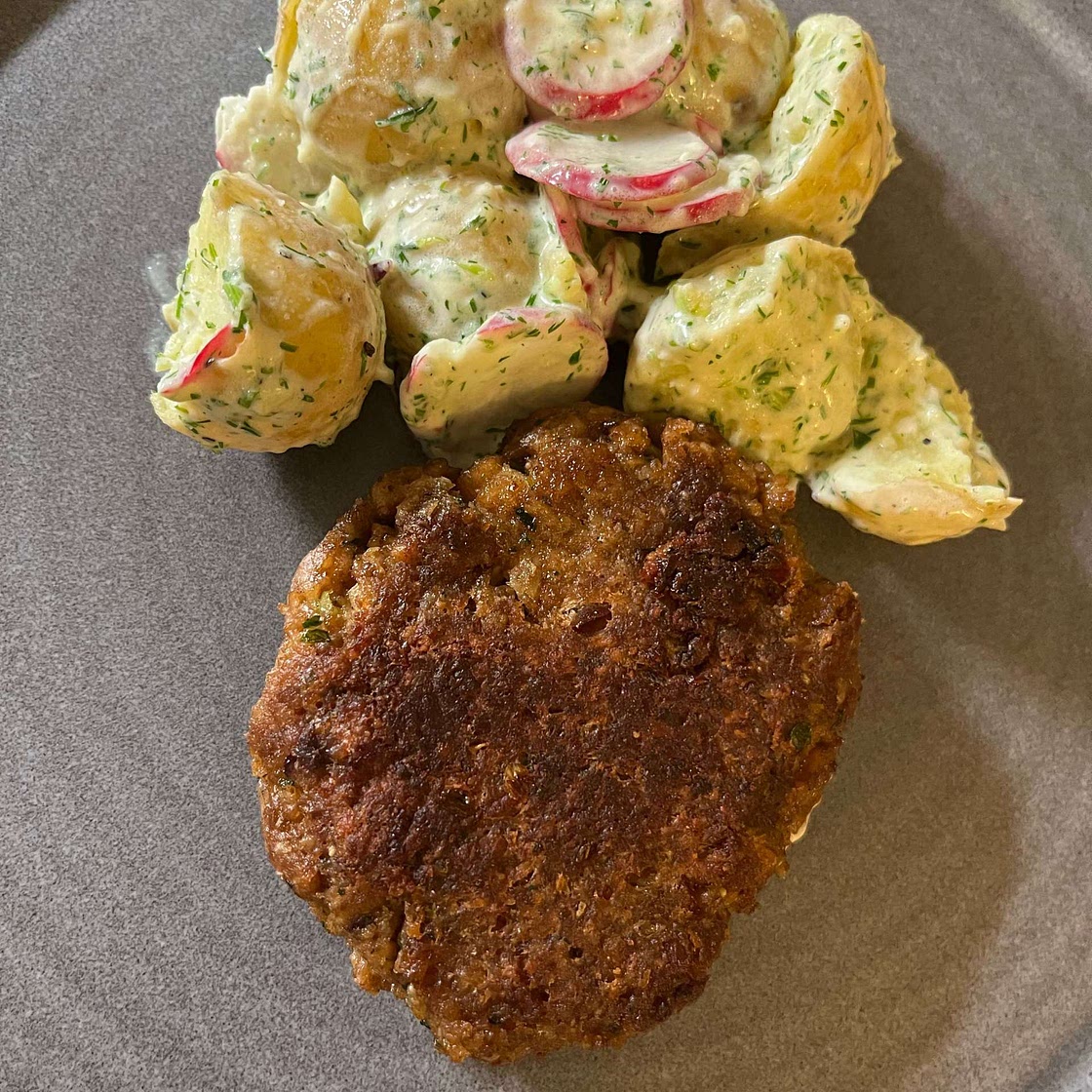 Creamy potato salad with Salisbury steaks