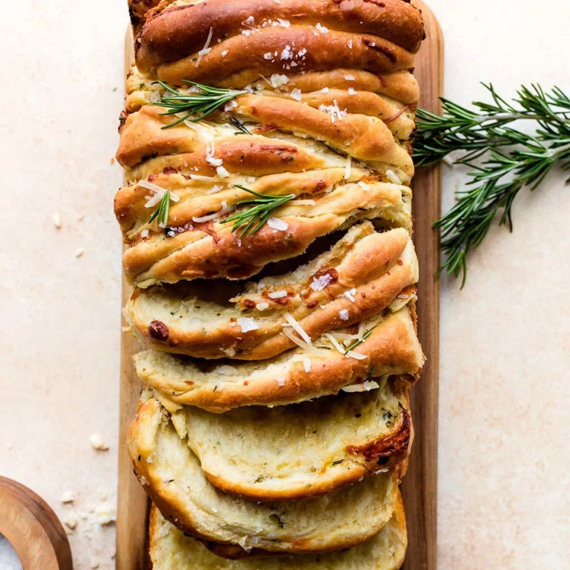 Rosemary Garlic Pull Apart Bread