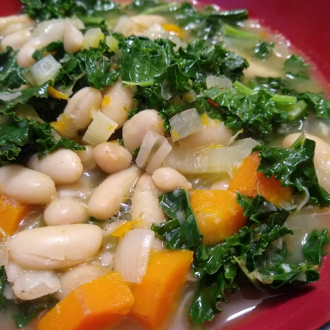 White Bean and Kale Soup