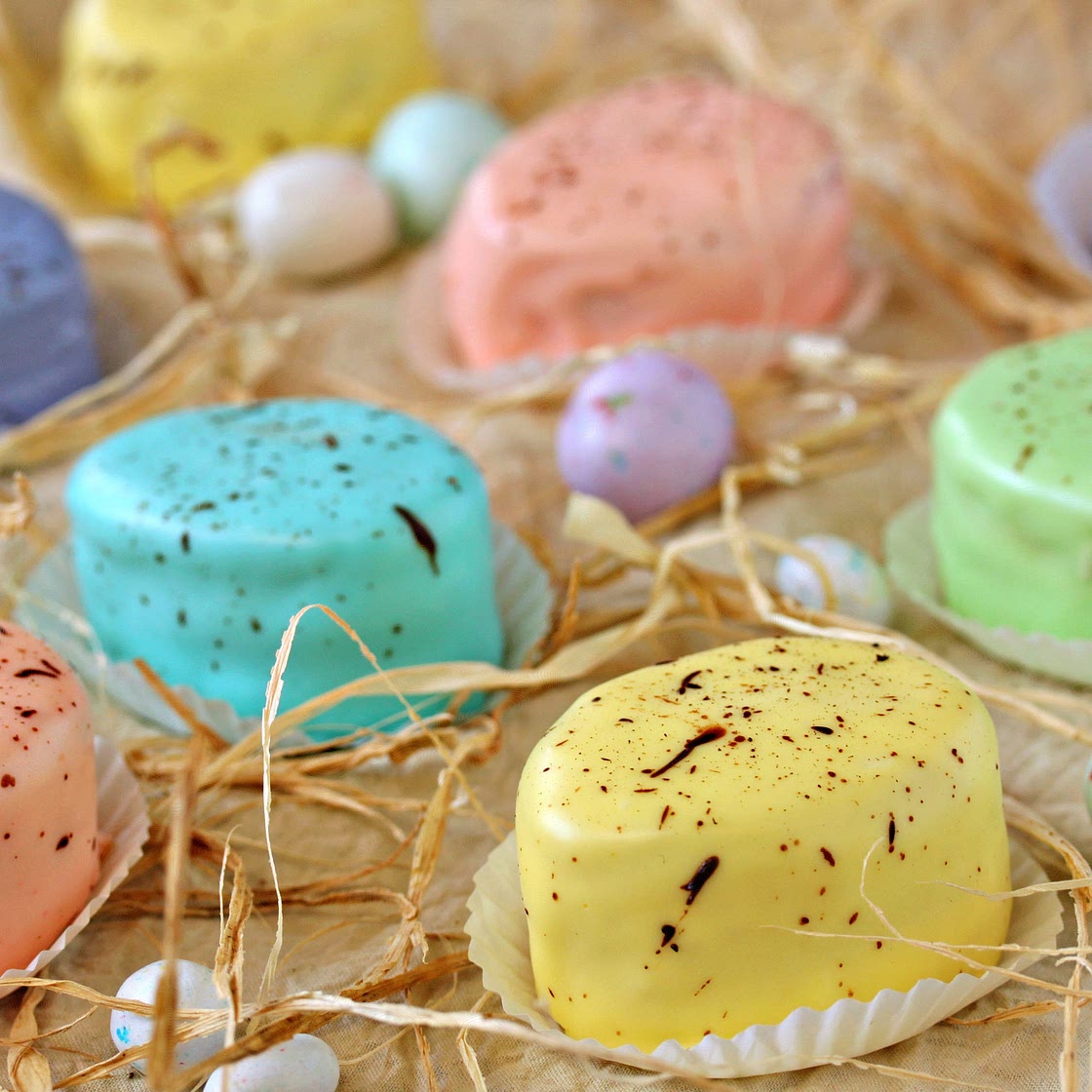 Easter Egg Petit Fours