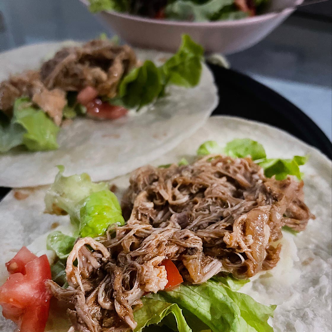 Easy slow cooker pulled pork recipe